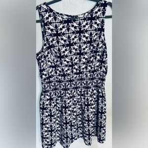 NWT Universal Thread Goods Co. Black and White Floral Dress